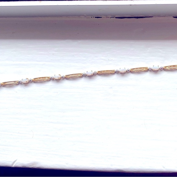 VTG Elegant 10k Gold Authentic Opal Diamond Tennis Bracelet - Picture 6 of 9